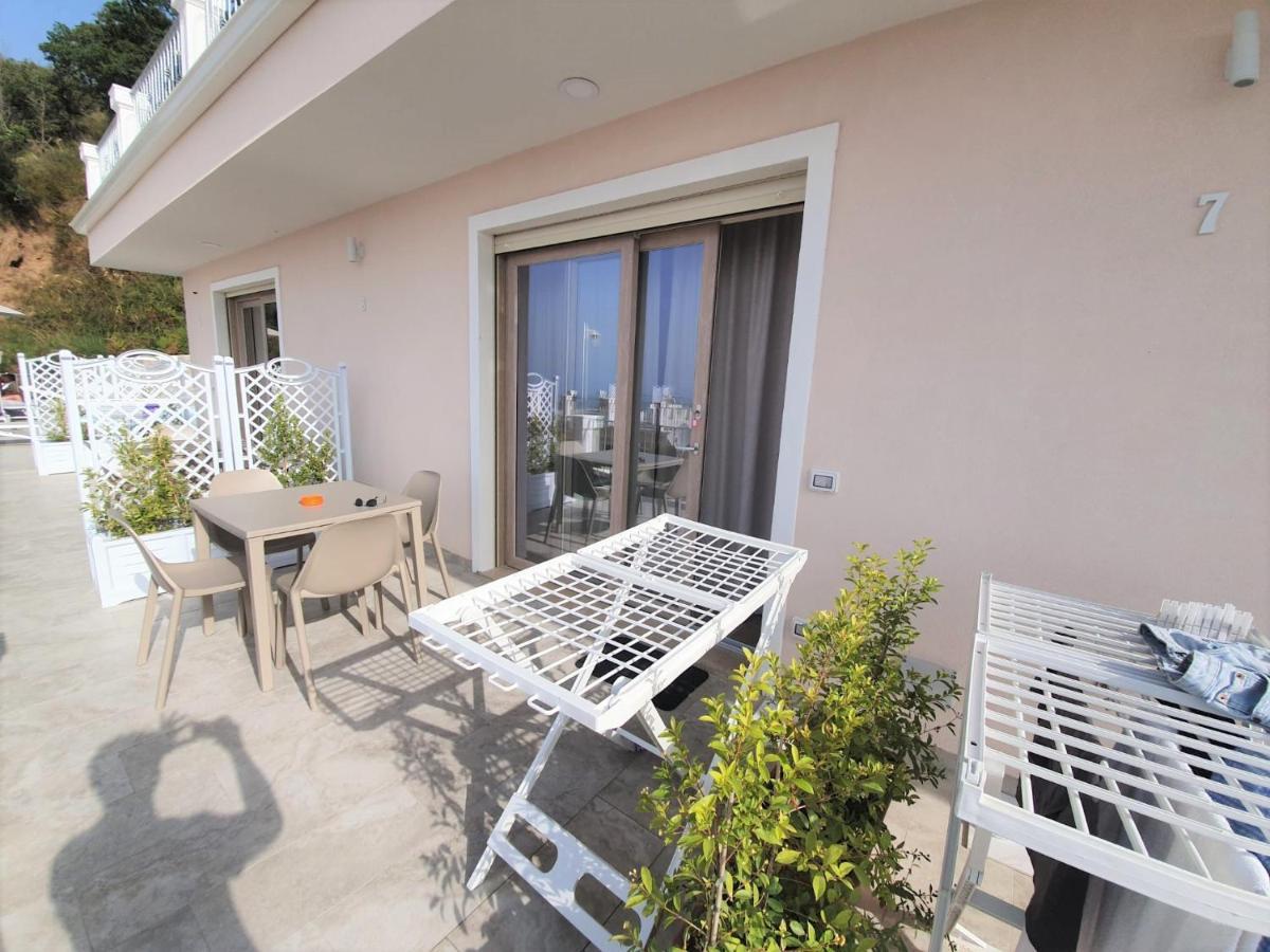 Appartamenti Borgo Panoramico N 9 Тропея Экстерьер фото
