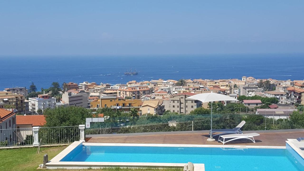 Appartamenti Borgo Panoramico N 9 Тропея Экстерьер фото