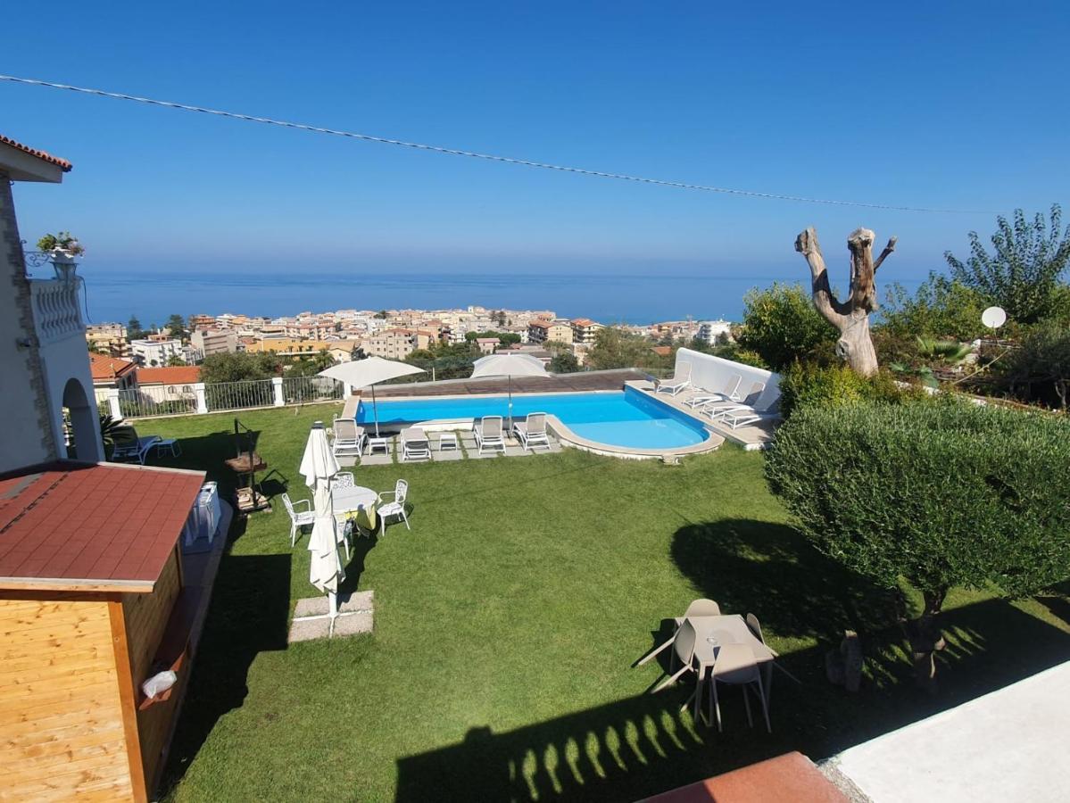 Appartamenti Borgo Panoramico N 9 Тропея Экстерьер фото